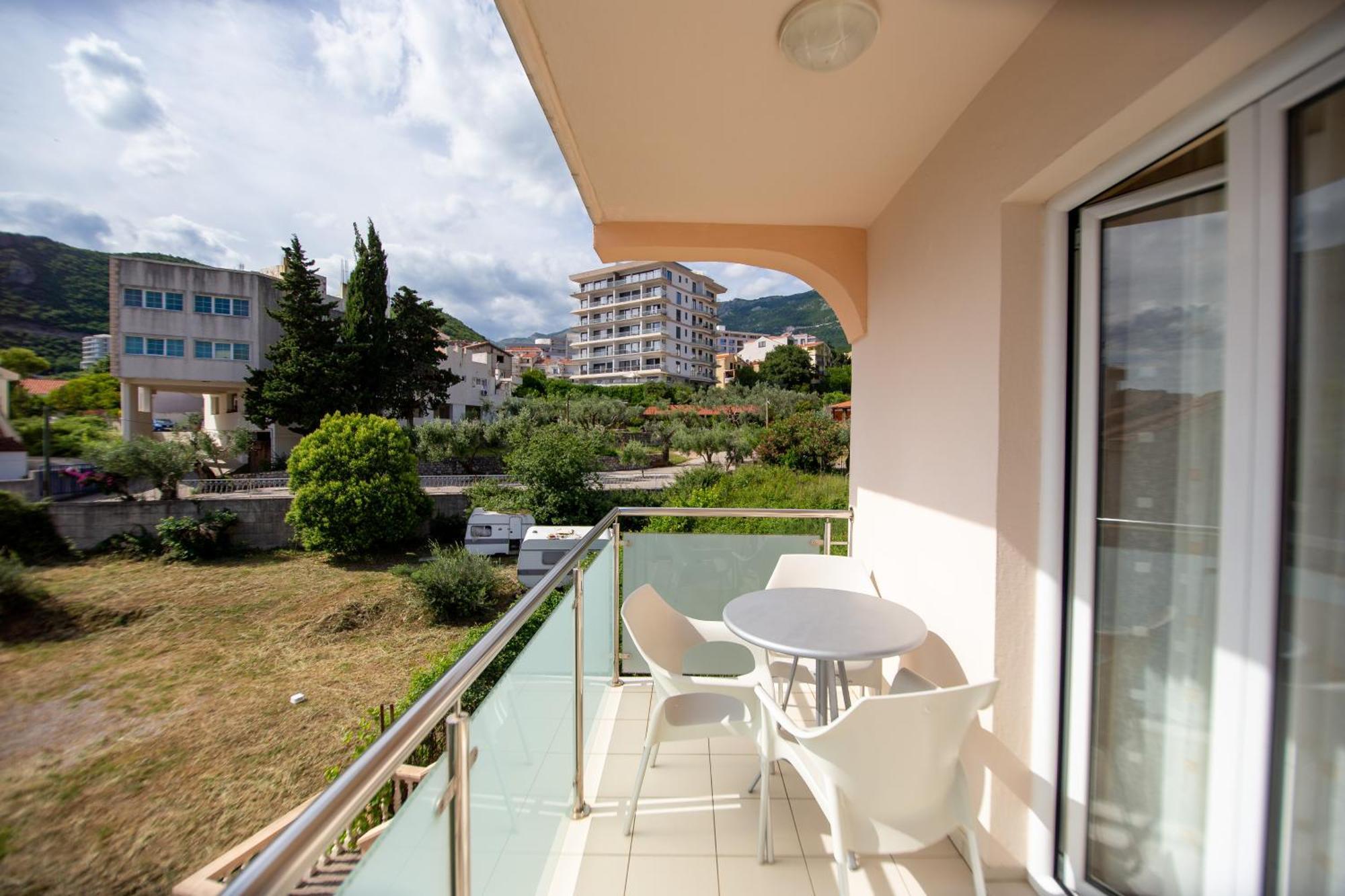 Apartmani Becici * Бечичи