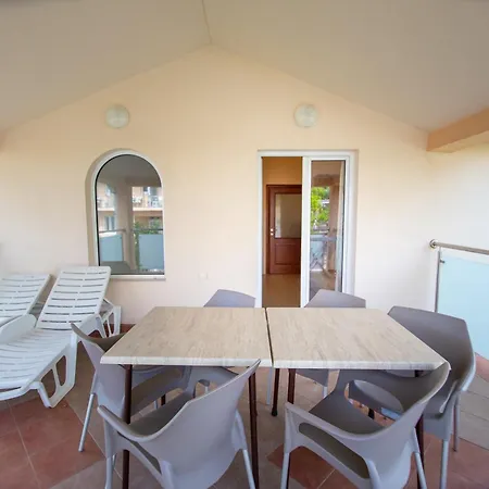 Apartmani Becici Exterior photo