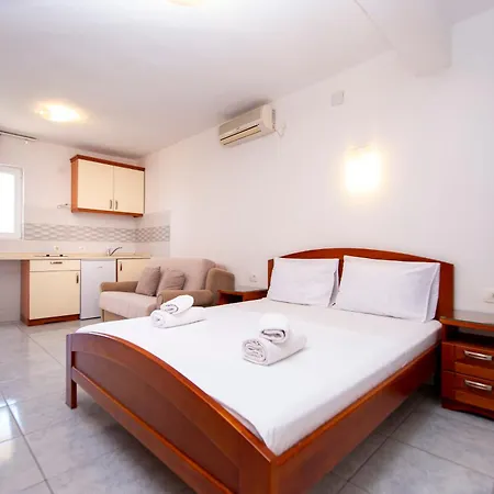 Apartmani Becici Exterior photo