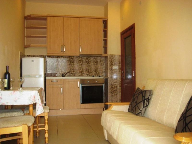 Апартаменти Apartmani Becici