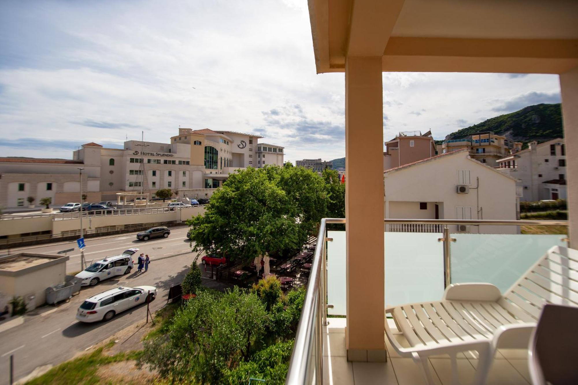 Apartmani Becici Апартаменты