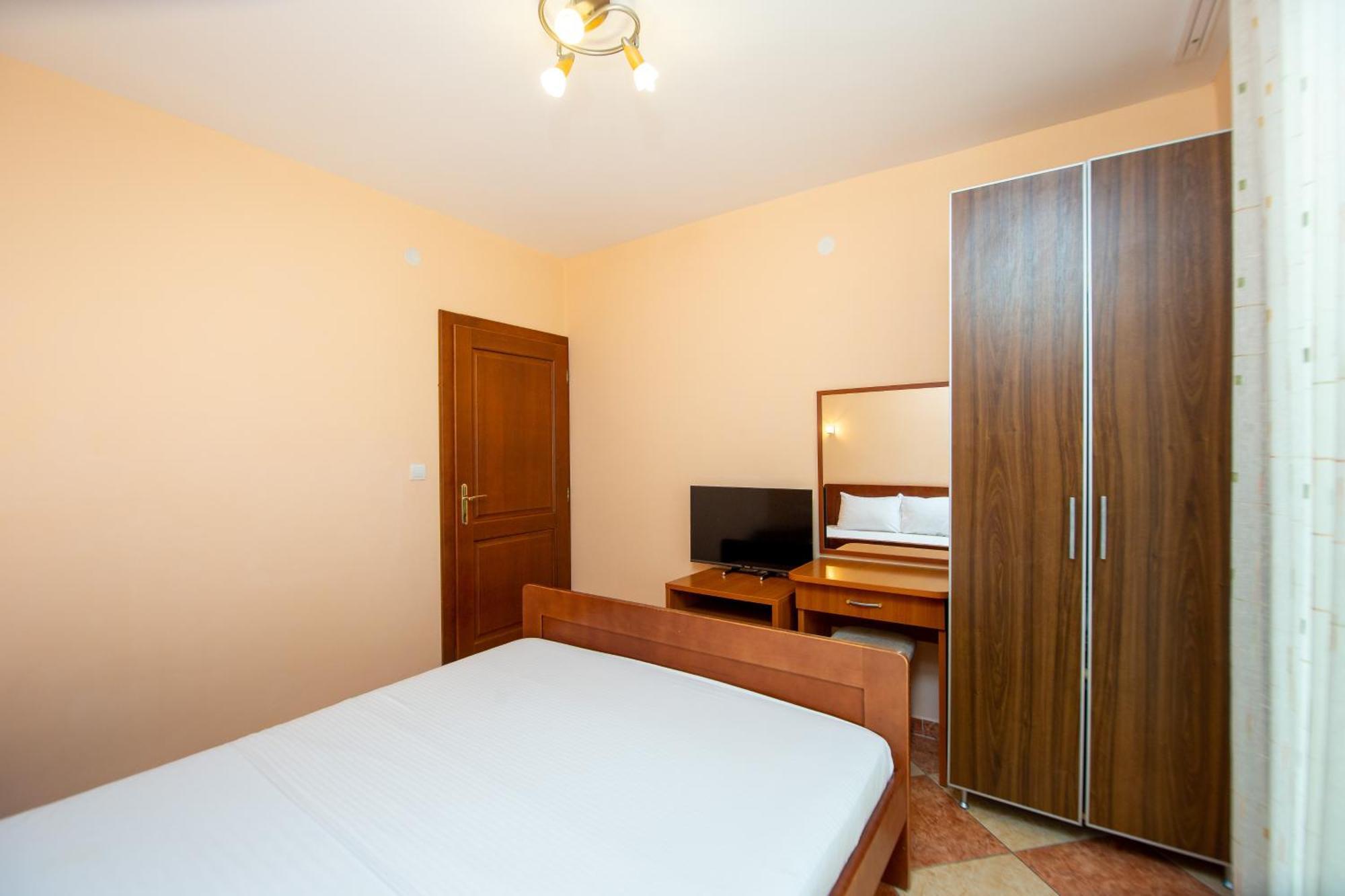Apartmani Becici *