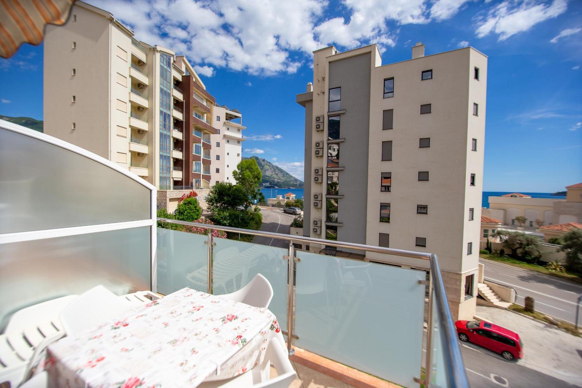 Daire Apartmani Becici *