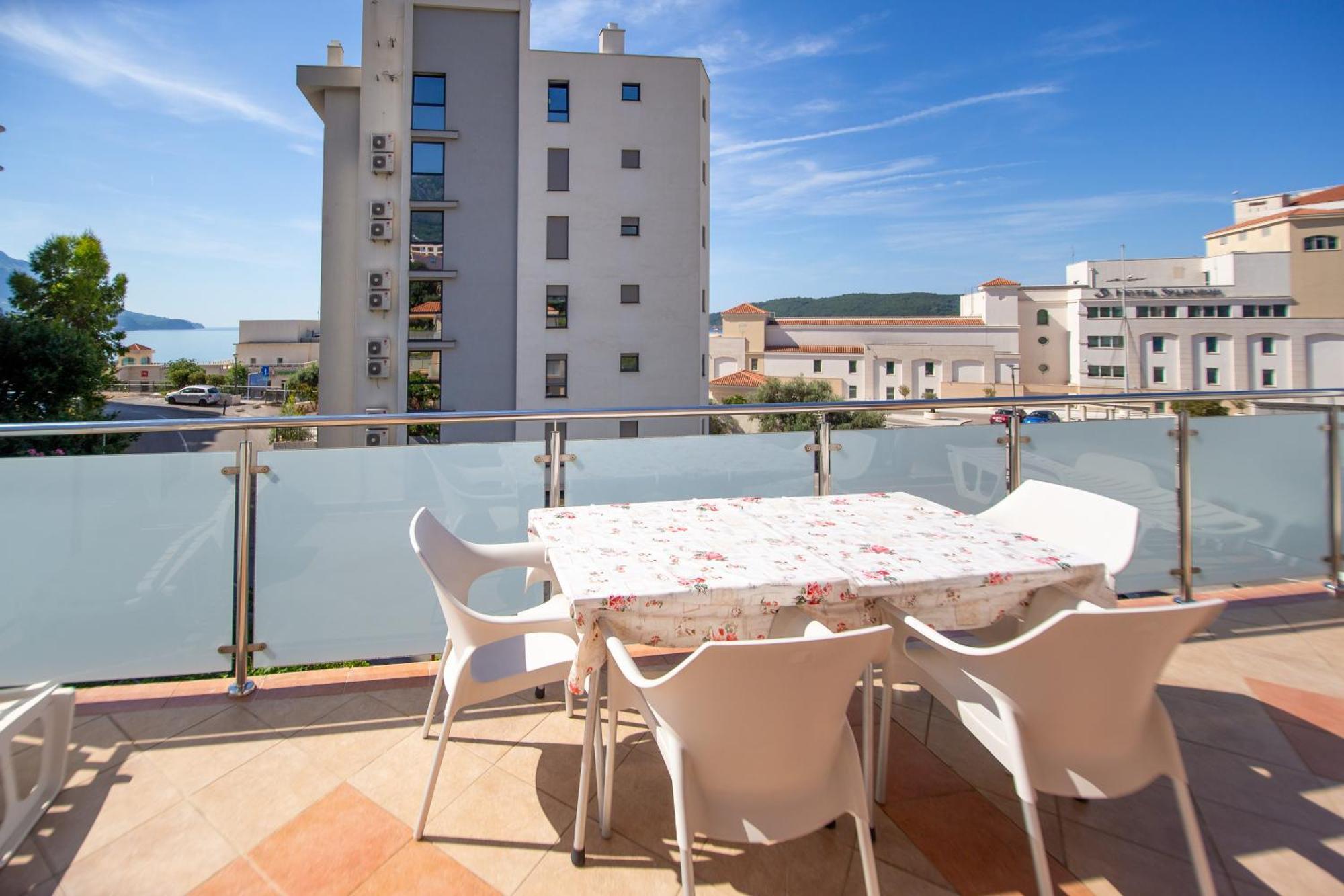Apartmani Becici