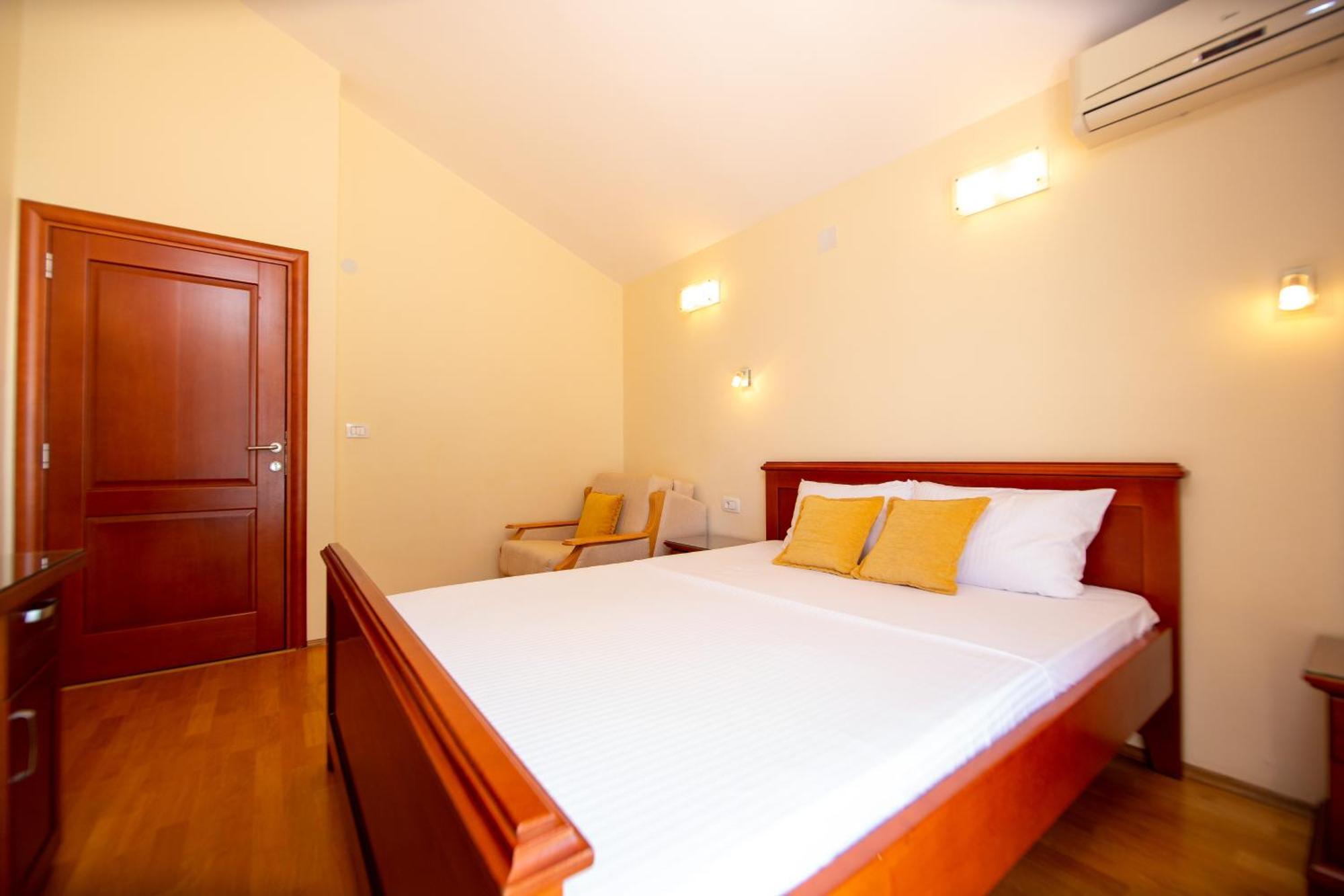 Apartmani Becici Бечичи