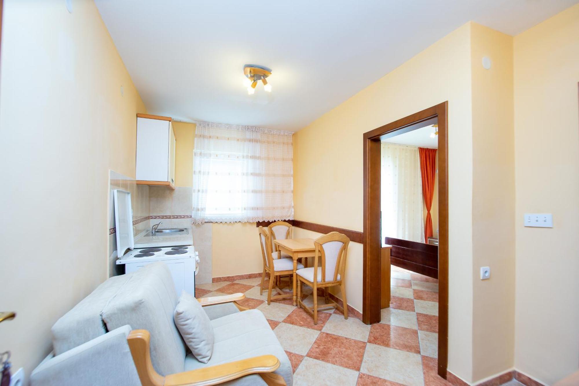 Apartmani Becici Бечичи