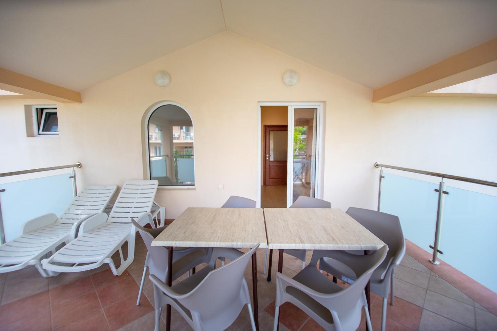 Апартаменты Apartmani Becici