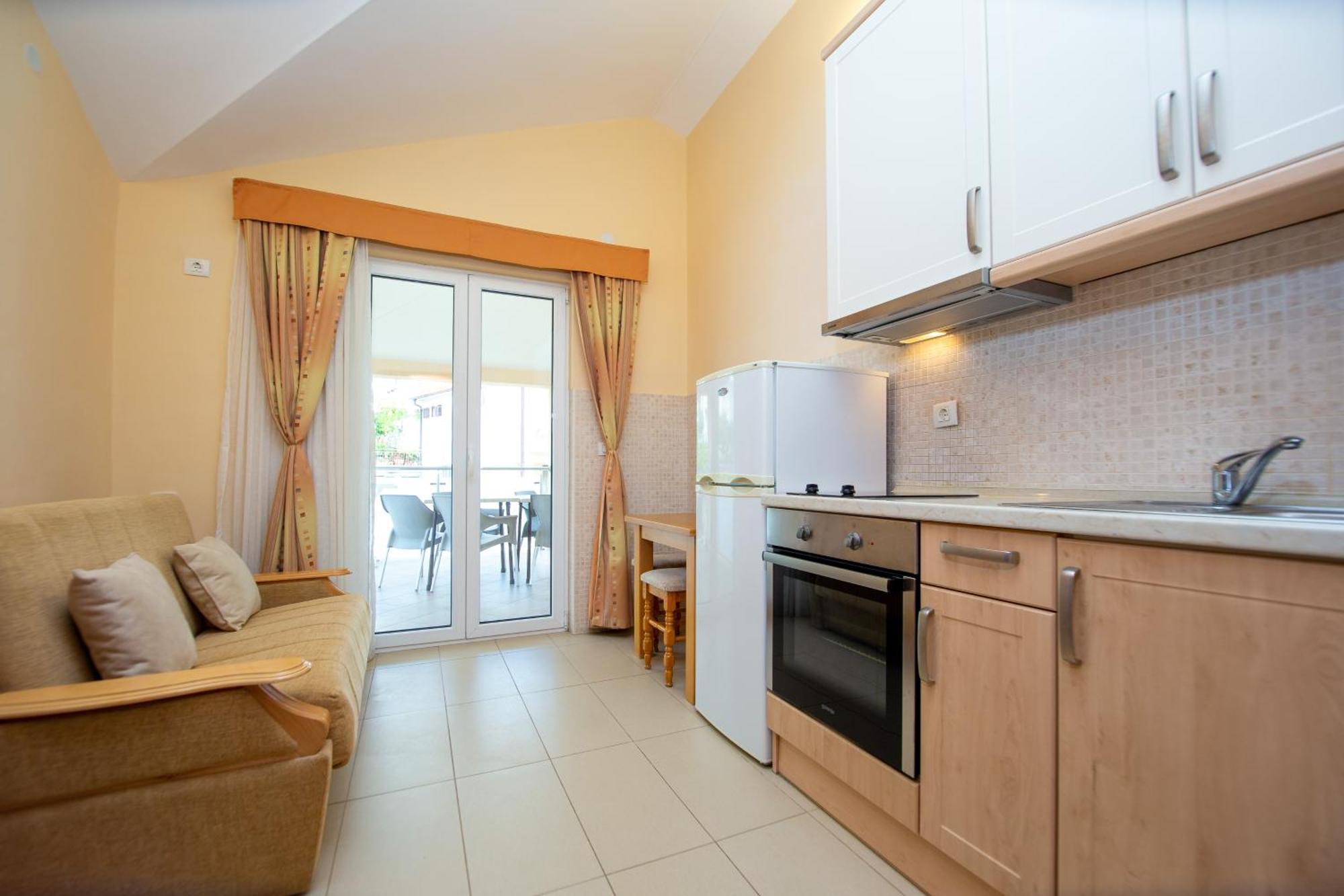 Apartmani Becici Апартаменты *
