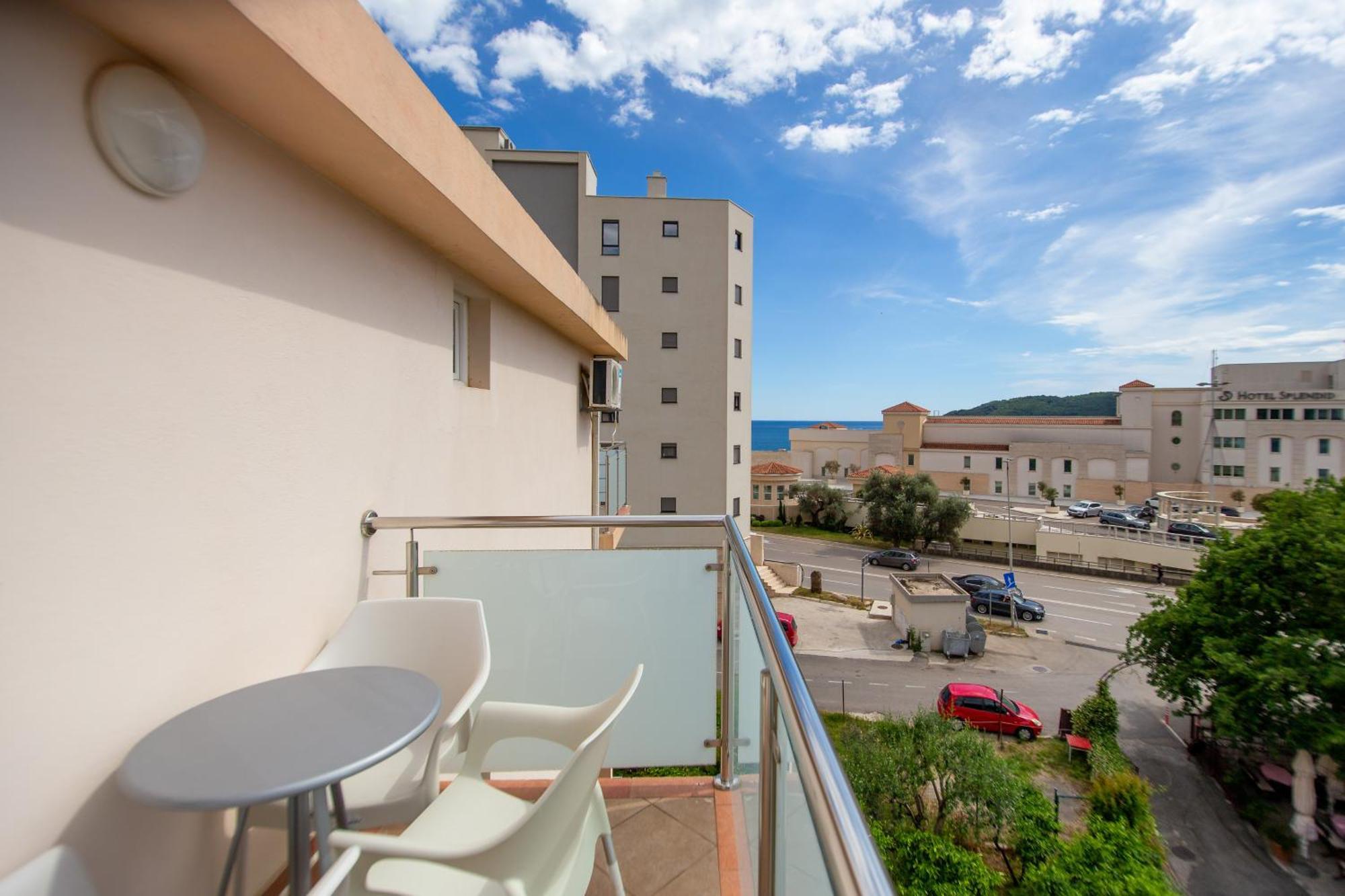 Apartmani Becici