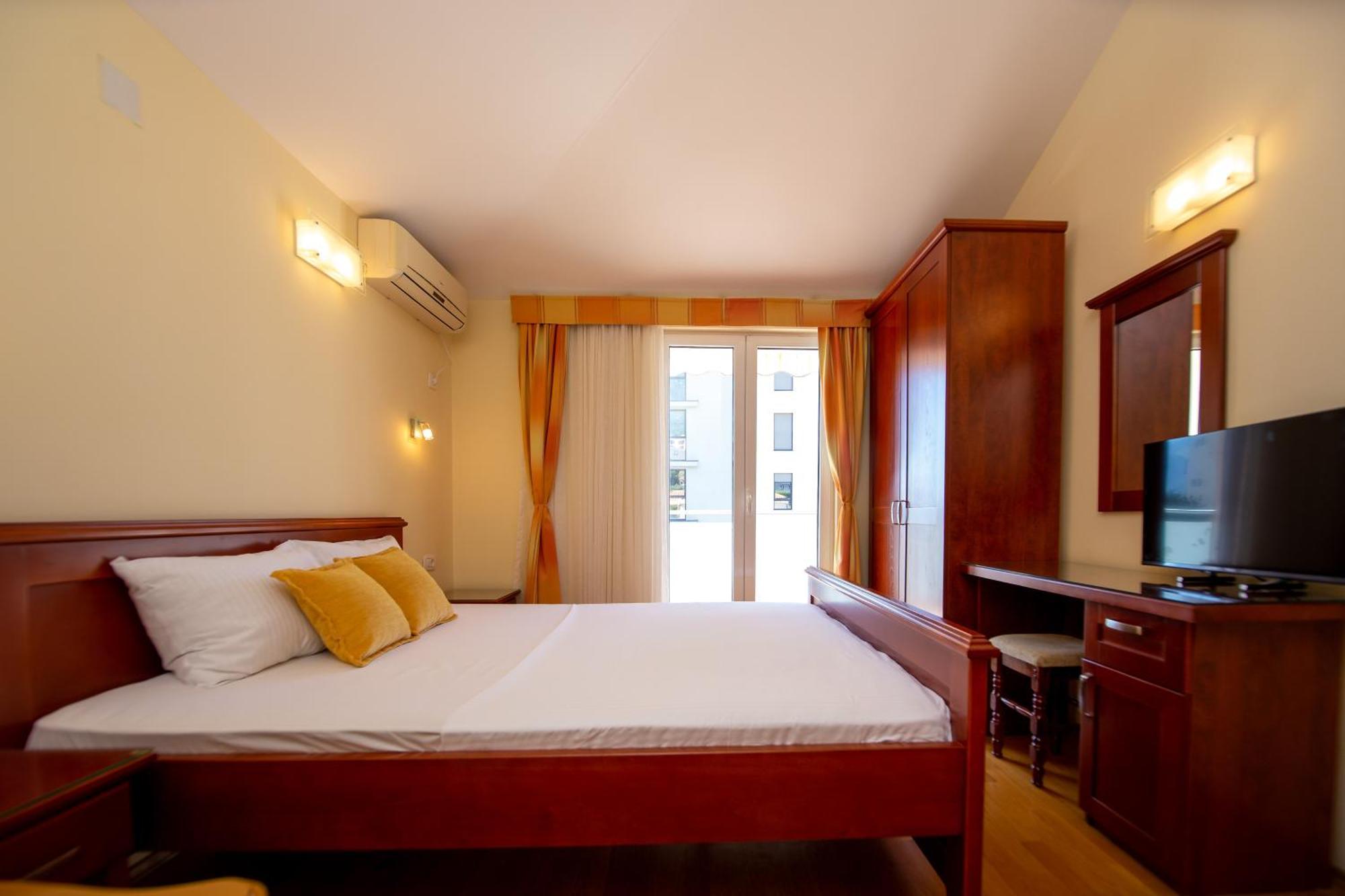 Апартаменты Apartmani Becici Бечичи